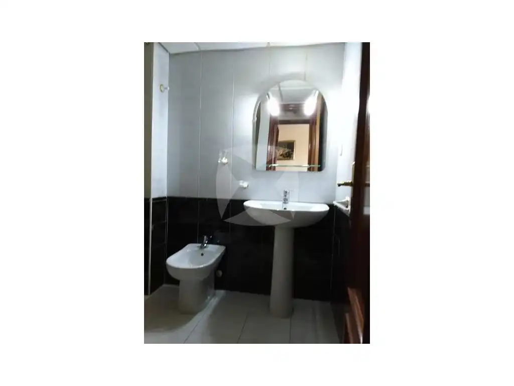 Baño de Piso en venta en Badajoz con Aire acondicionado, Terraza y Balcón