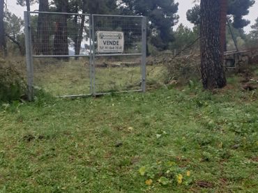 Terreno residenziale in vendita a Calle Cadalso de los Vidrios 840