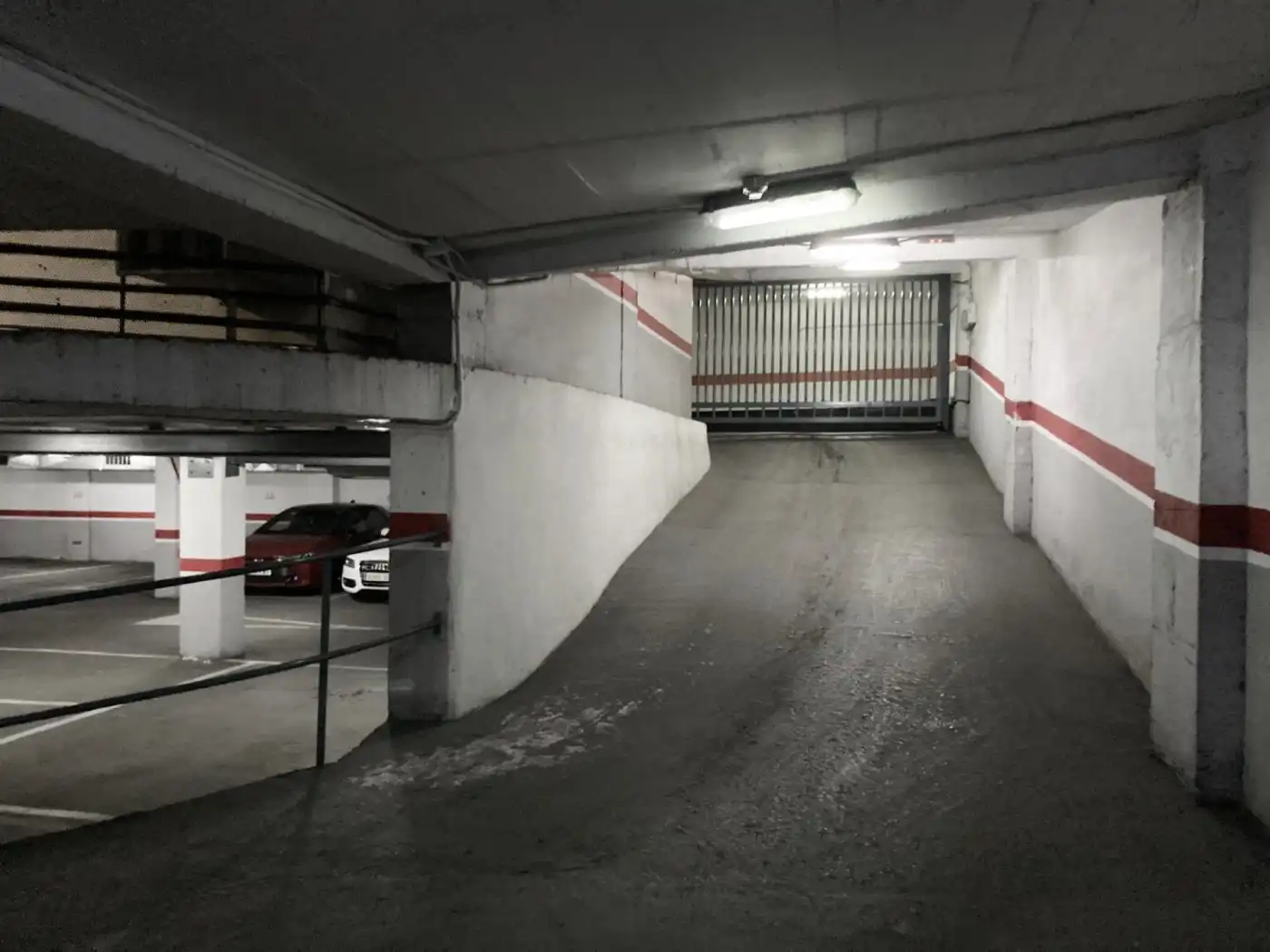 Parkplatz von Garage zur Miete in Elche / Elx