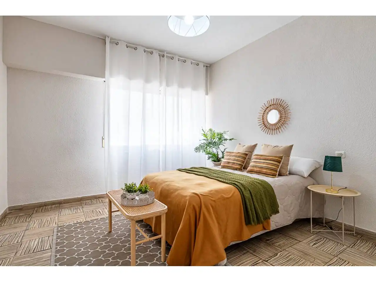 Habitación de Piso en venta en Alicante / Alacant con Terraza