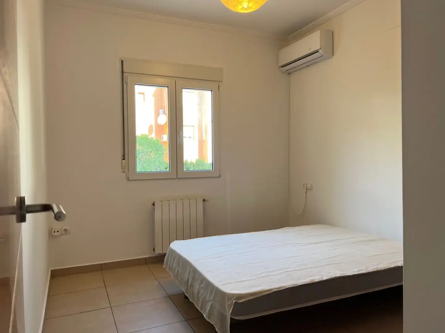 Habitación de Casa o chalet en venta en Dénia con Aire acondicionado, Calefacción y Jardín privado