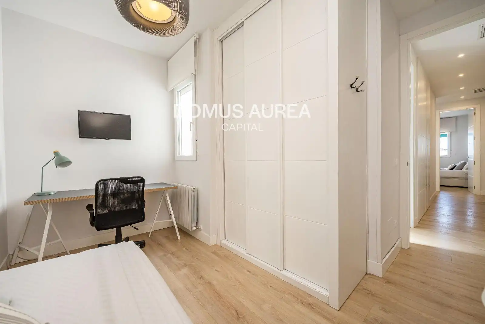 Bedroom of Attic for rent in Madrid  with Air Conditioner, Heating and Parquet flooring