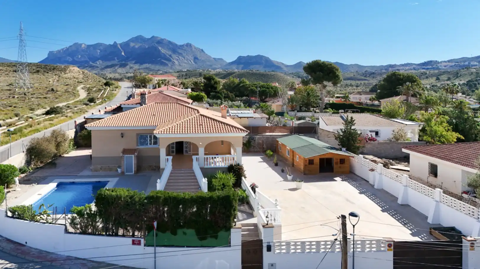 Xalet amb piscina en venda a Busot