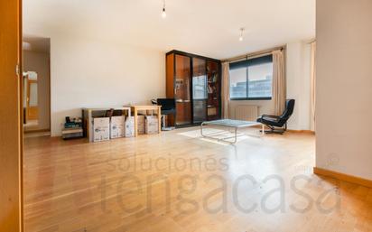 Living room of Flat for sale in  Madrid Capital  with Air Conditioner