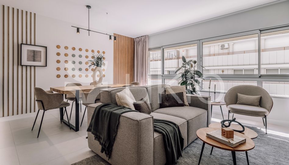 Apartamento de alquiler en Calle del Monte Esquinza, Almagro - Imagen 2
