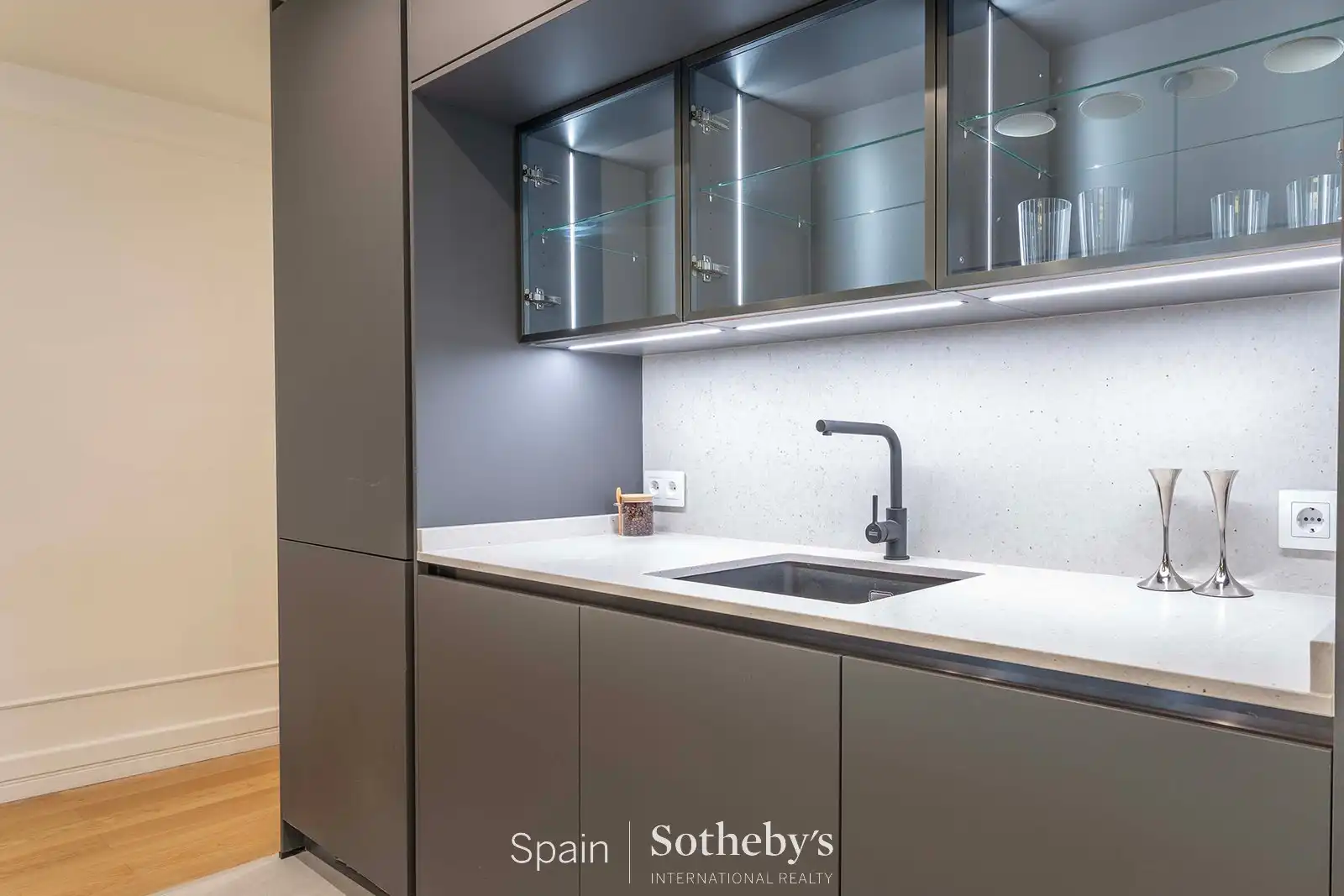 Apartamento con ascensor en venta en Calle de Ventura Rodríguez, imagen 7