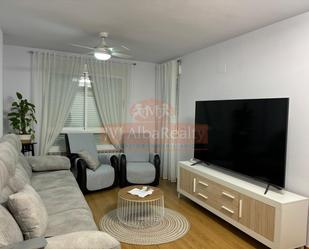 Living room of Flat for sale in  Albacete Capital  with Air Conditioner, Heating and Balcony