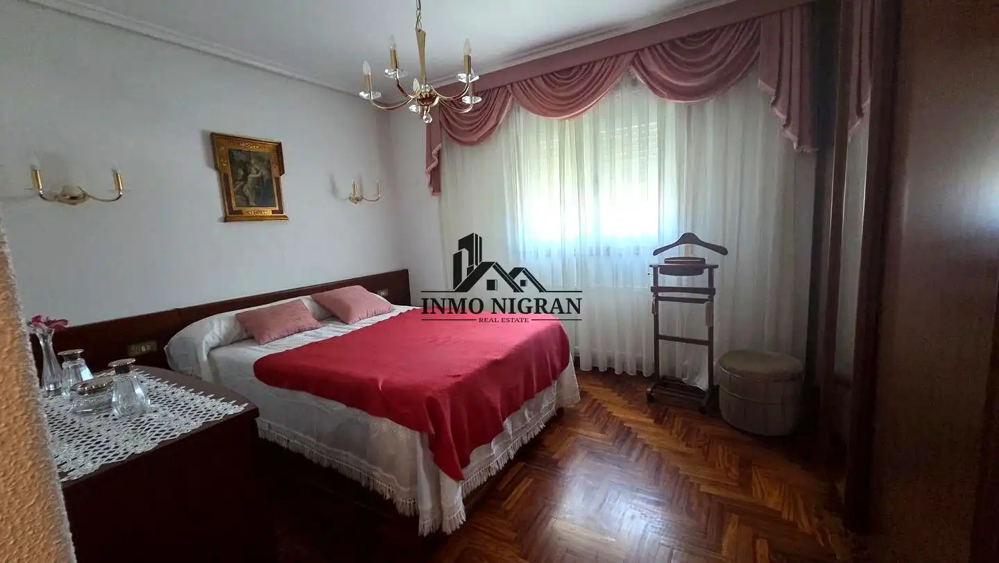 Habitación de Piso en venta en Vigo  con Amueblado
