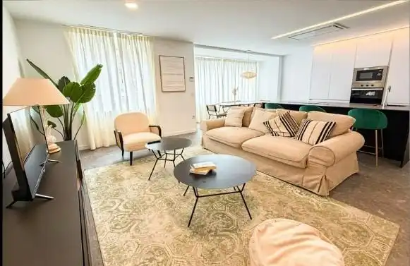 Appartement avec ascenseur à louer à Centro