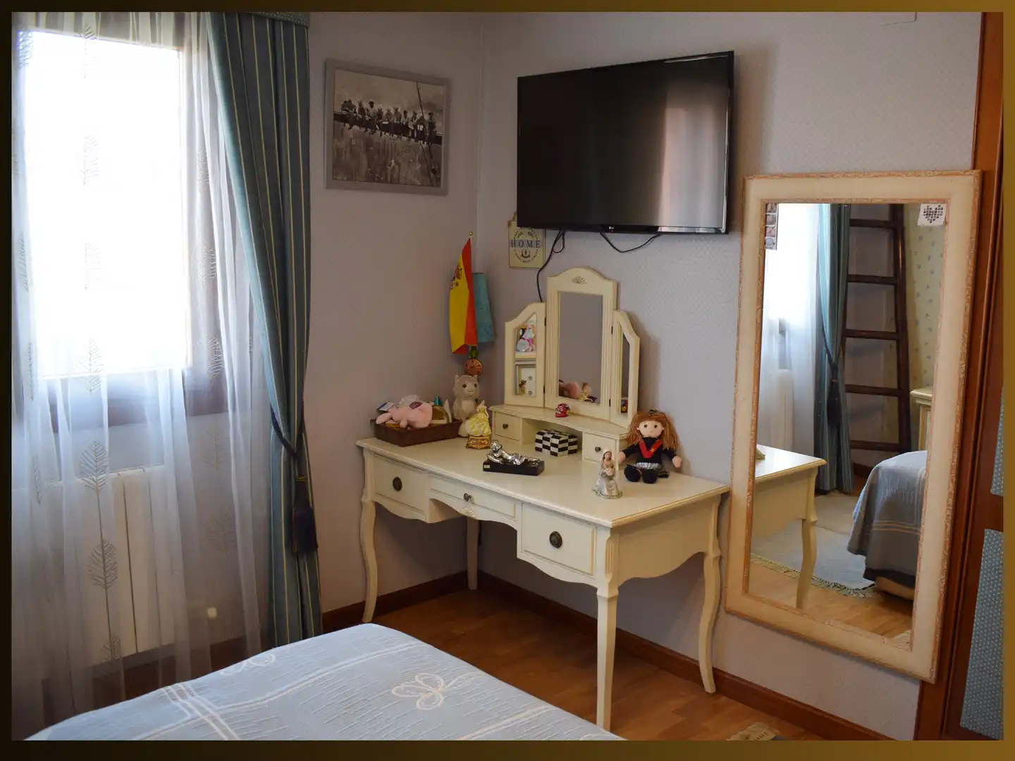 Habitación de Casa adosada en venta en Lardero con Aire acondicionado, Calefacción y Terraza