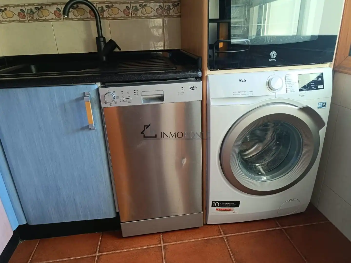 Kitchen of Flat for rent in Zona de Plaza de Barcelos