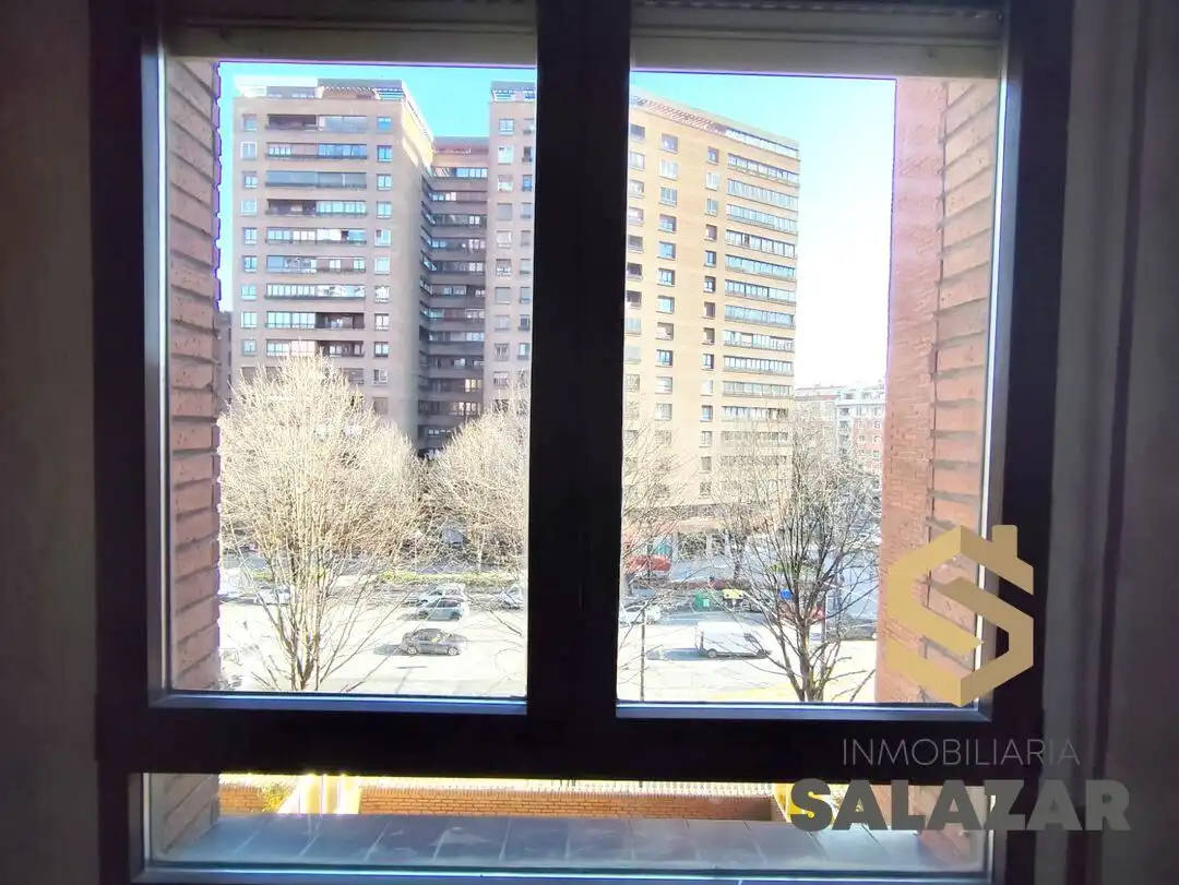 Außenansicht von Wohnung zum Verkauf in Bilbao  mit Heizung