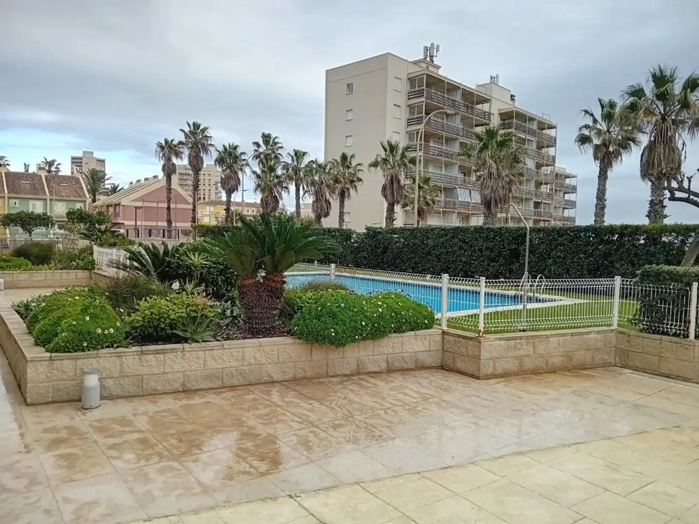 Piscina de Pis en venda en Valencia amb Aire condicionat, Calefacció i Jardí privat