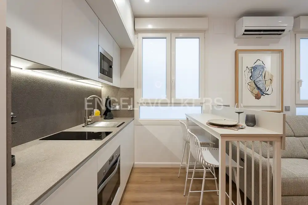 Wohnung zur Miete in Av. del Marqués de Sotelo, Sant Francesc