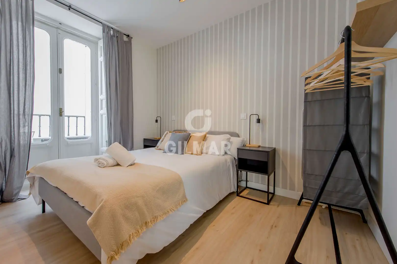 Habitación de Piso en venta en Madrid con Calefacción
