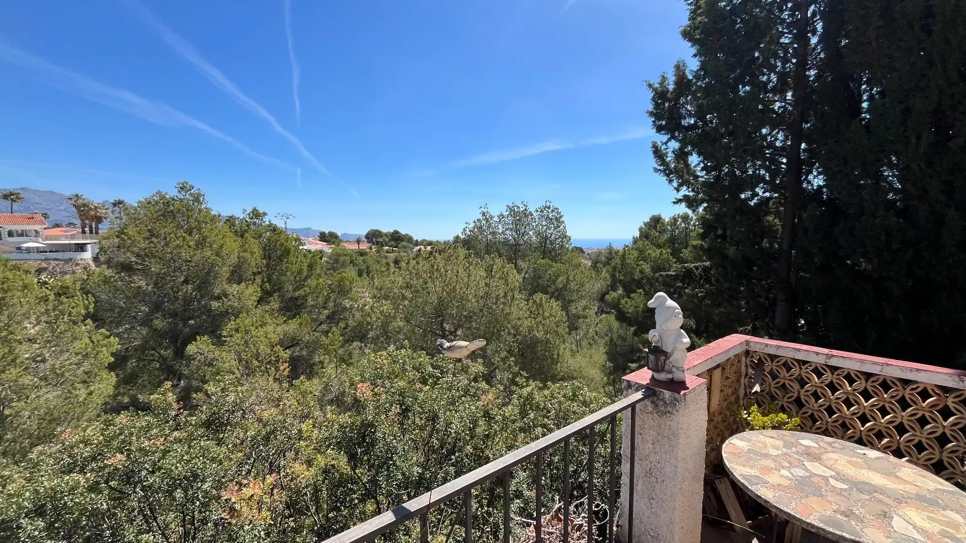 Vista exterior de Casa o chalet en venta en La Nucia con Calefacción, Jardín privado y Terraza