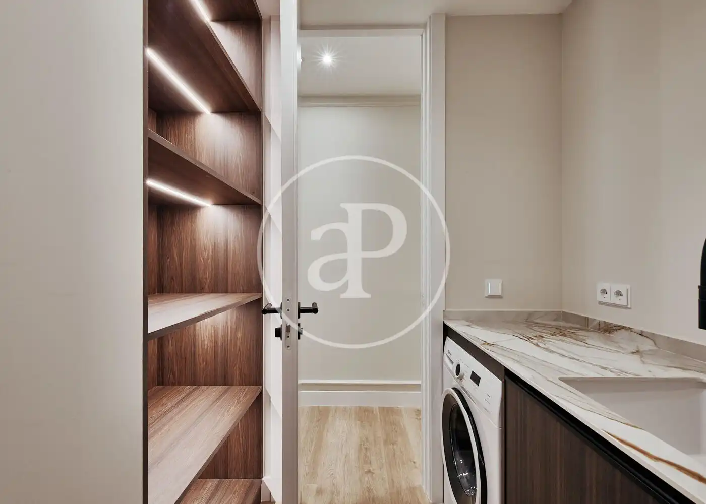 Küche von Wohnung zum Verkauf in Madrid mit Klimaanlage, Heizung und Möbliert