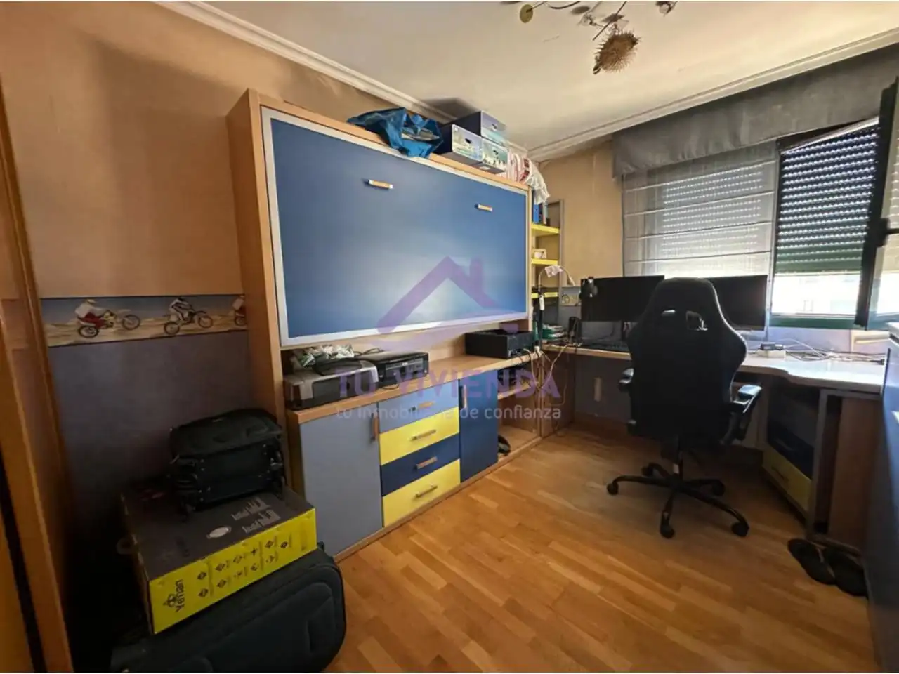 Bedroom of Attic for sale in Valladolid  with Heating, Parquet flooring and Terrace