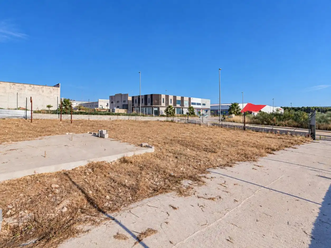 Terreno industrial en venta en Las Vegas - Campoaras