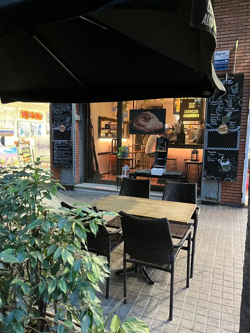 Local en traspaso en Barcelona con Aire acondicionado, Calefacción y Parquet