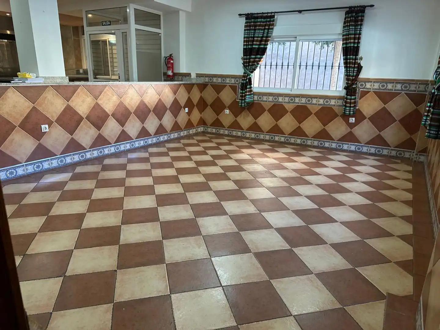 Local en venta en Berja con Aire acondicionado, Calefacción y Amueblado
