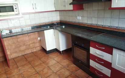 Kitchen of House or chalet for sale in Velada  with Air Conditioner and Heating