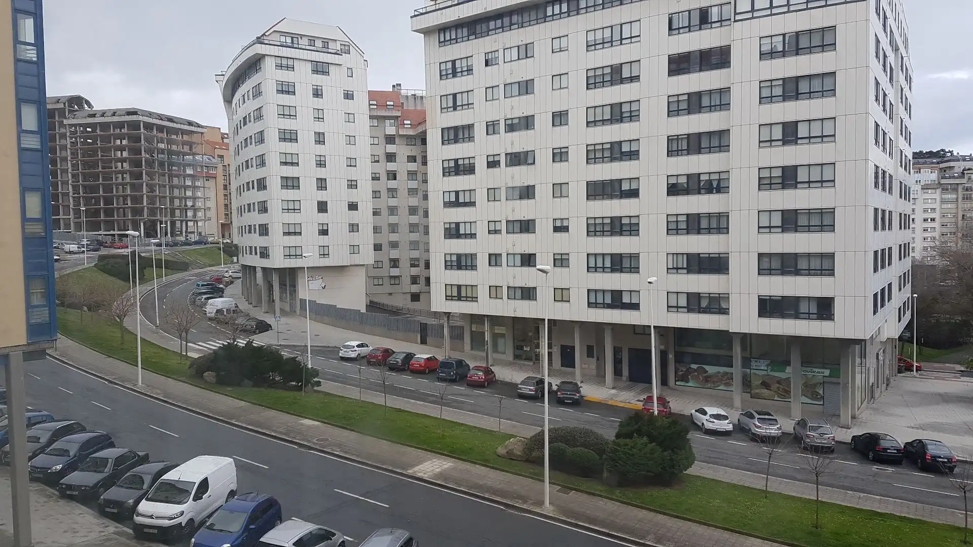 Vista exterior de Pis de lloguer en A Coruña Capital  amb Calefacció