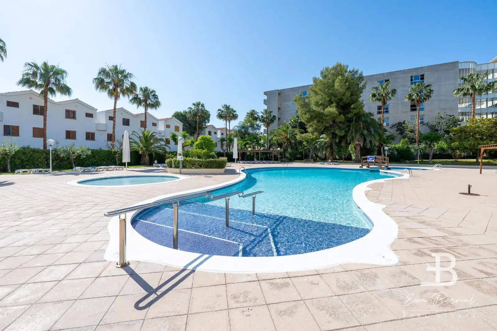 Swimming pool of Attic for sale in Vila-seca  with Air Conditioner, Heating and Private garden