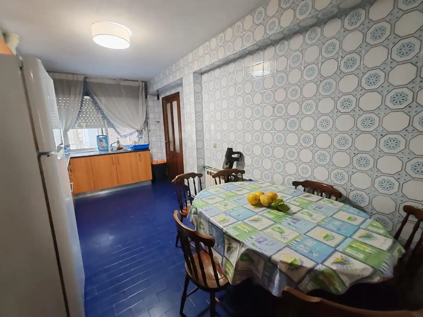 Cocina de Edificio en venta en Boiro