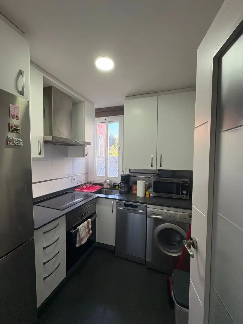 Cocina de Piso de alquiler en Madrid con Aire acondicionado, Calefacción y Amueblado