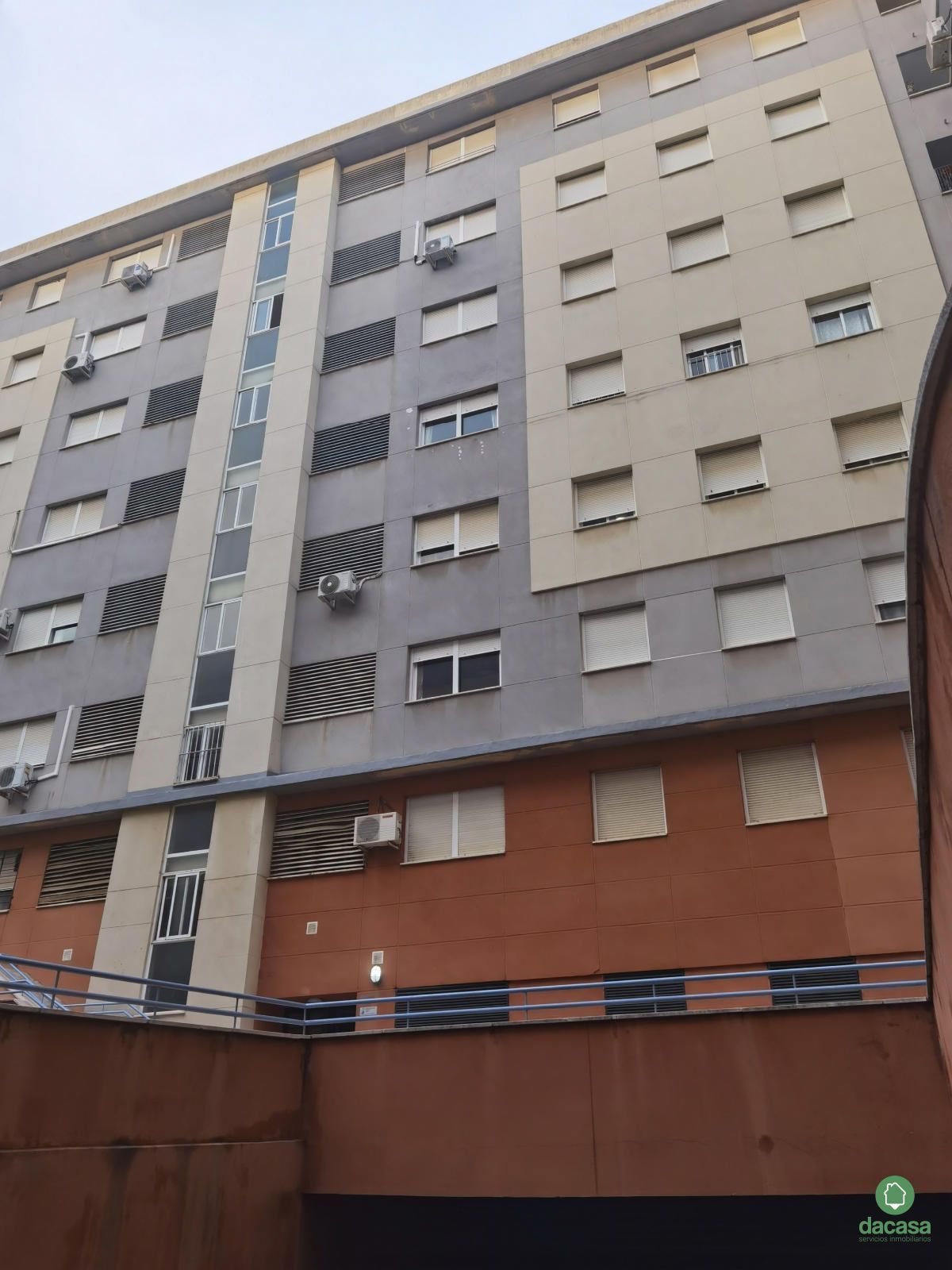 Vista exterior de Pis en venda en  Huelva Capital amb Aire condicionat i Moblat