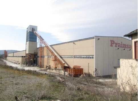 Exterior view of Industrial buildings for sale in Villafranca del Bierzo