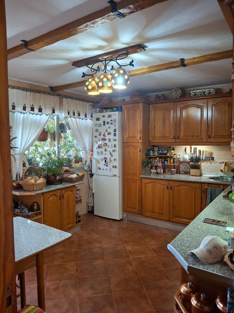 Cuina de Pis en venda en  Ceuta Capital amb Moblat, Rentadora i Microones