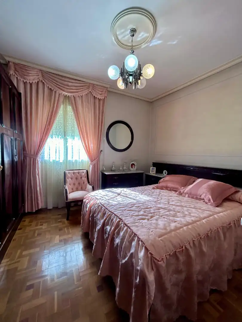Habitación de Piso en venta en Segovia con Calefacción, Terraza y Trastero
