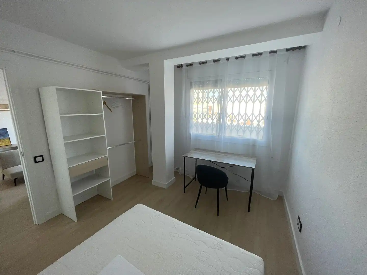 Habitación de Ático de alquiler en Tarragona con Aire acondicionado, Calefacción y Parquet