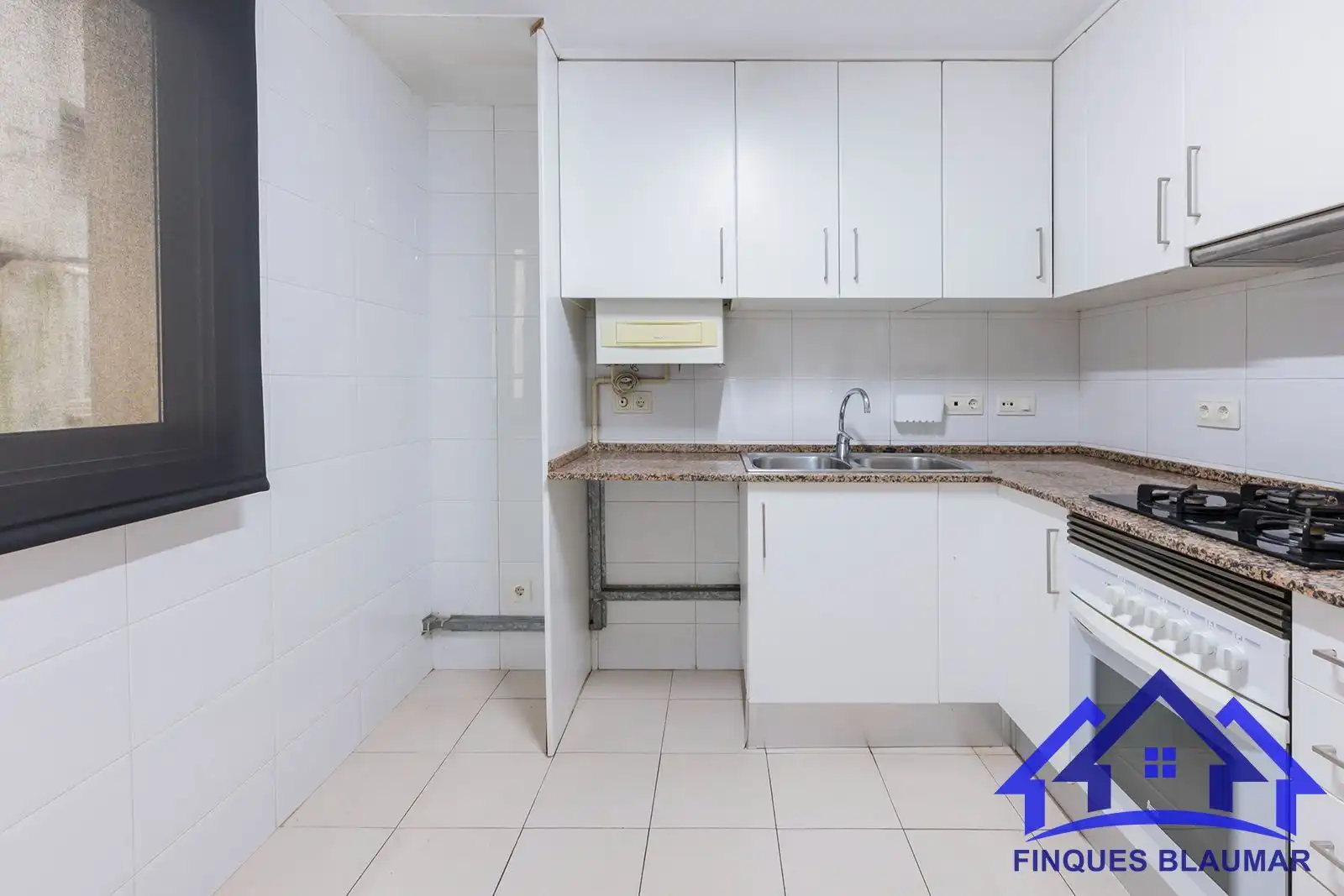 Küche von Wohnung zum Verkauf in Arenys de Mar mit Heizung und Terrasse