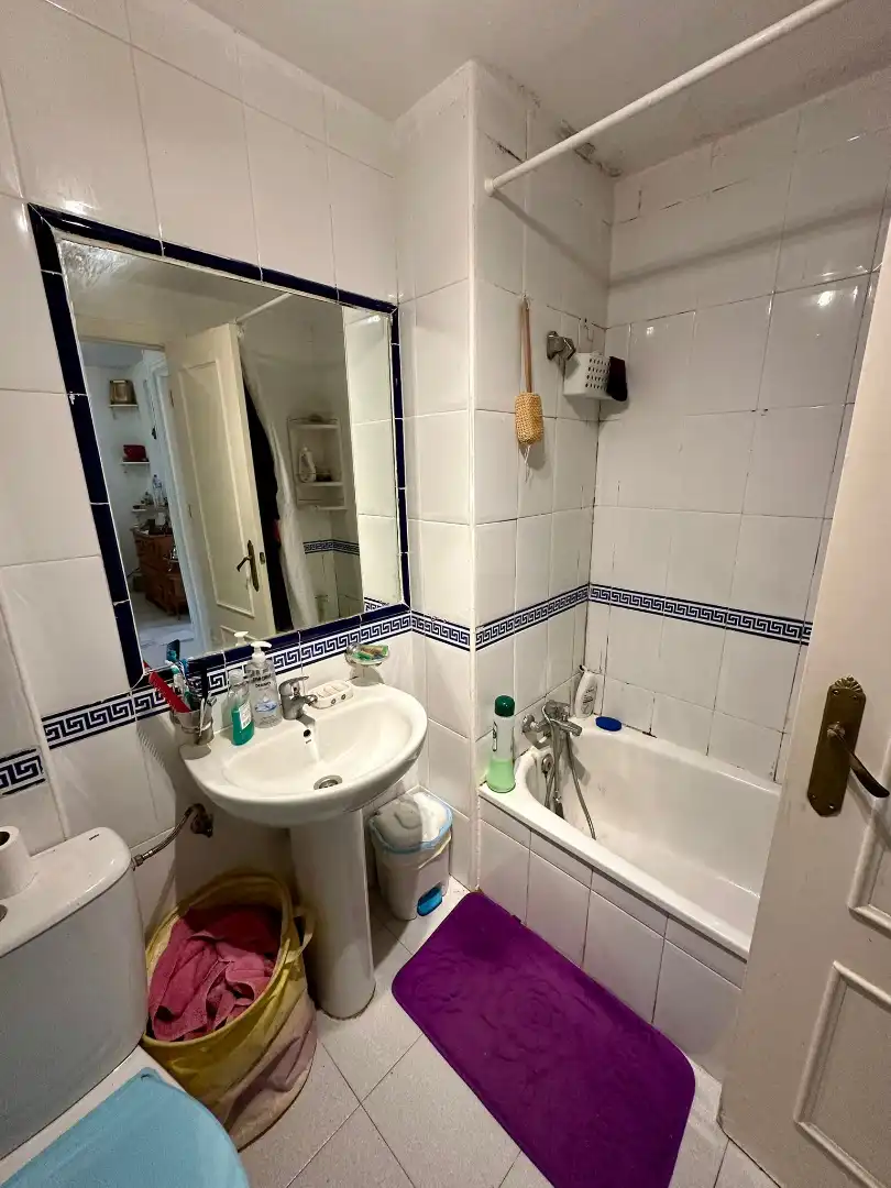 Baño de Apartamento en venta en Benalmádena con Aire acondicionado, Terraza y Amueblado