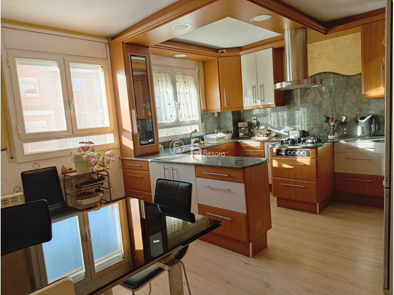 Single-family semi-detached for sale in Avenida lerida