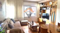 Living room of Flat for sale in Sabadell  with Air Conditioner, Heating and Parquet flooring