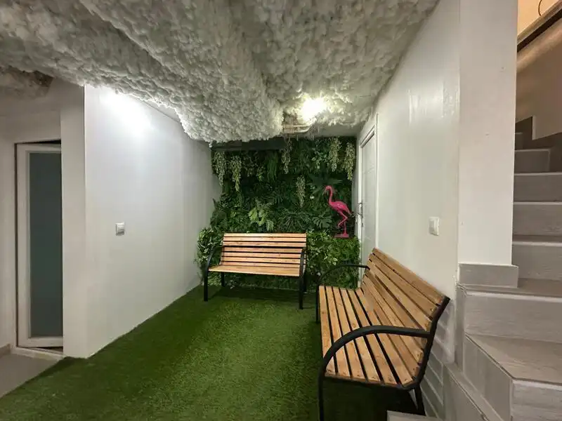 Ground floor for rent in Madrid  with Air Conditioner and Heating