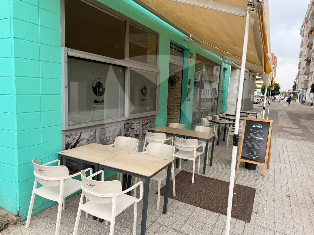 Commercial properties for sale in Badajoz  with Air Conditioner