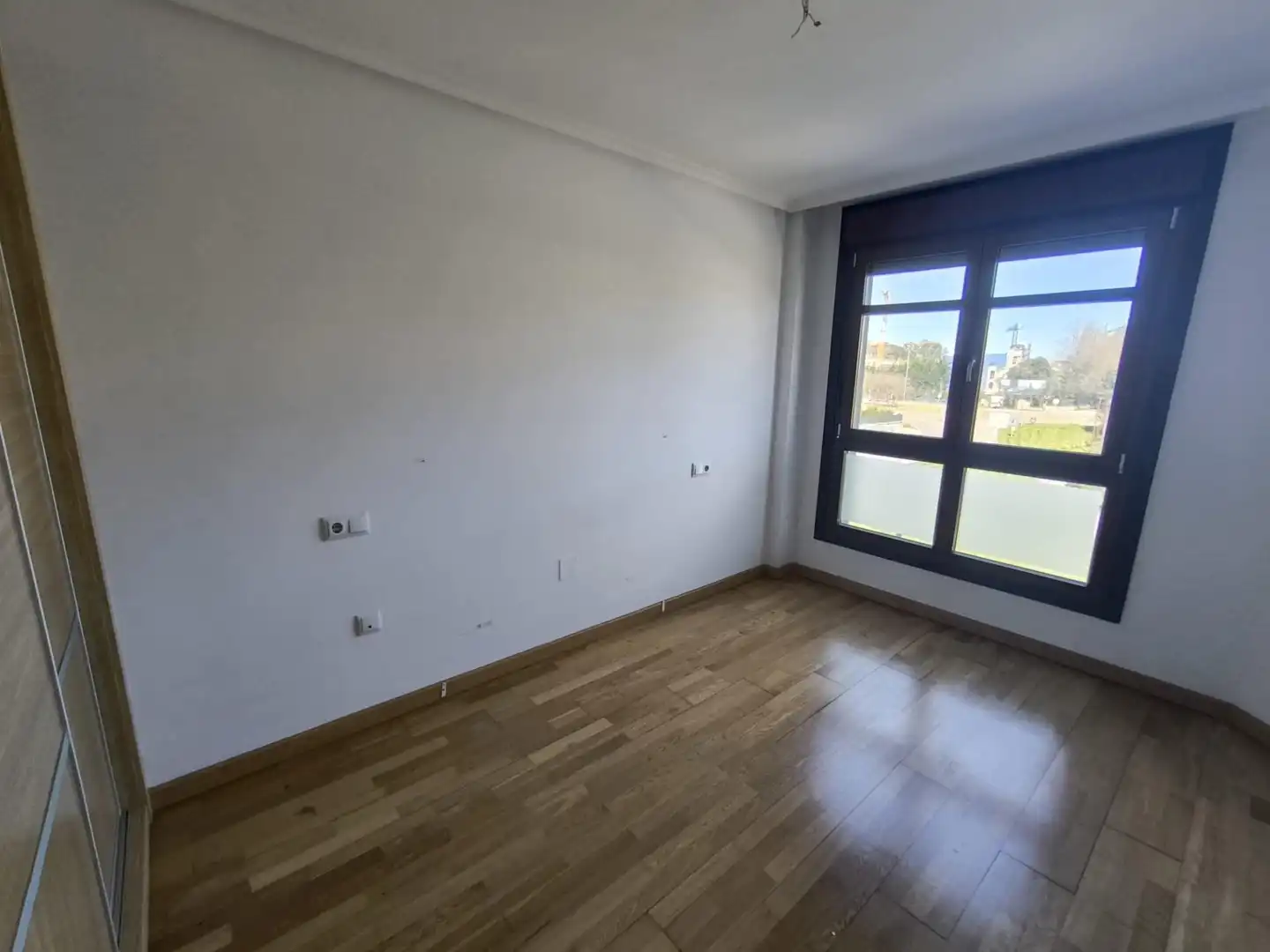 Bedroom of Flat for sale in Llanes  with Heating, Private garden and Parquet flooring