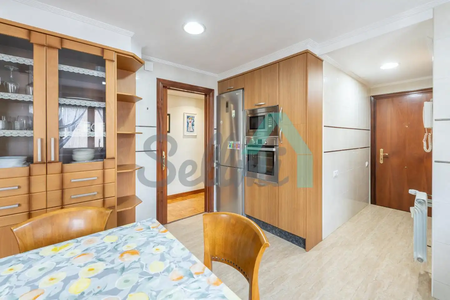 Cuina de Pis per a compartir en Oviedo  amb Calefacció, Parquet i Terrassa