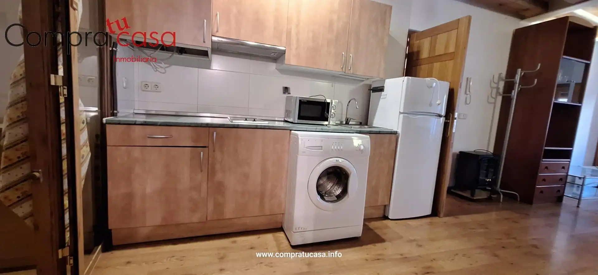 Cocina de Estudio de alquiler en Segovia con Calefacción, Amueblado y Balcón