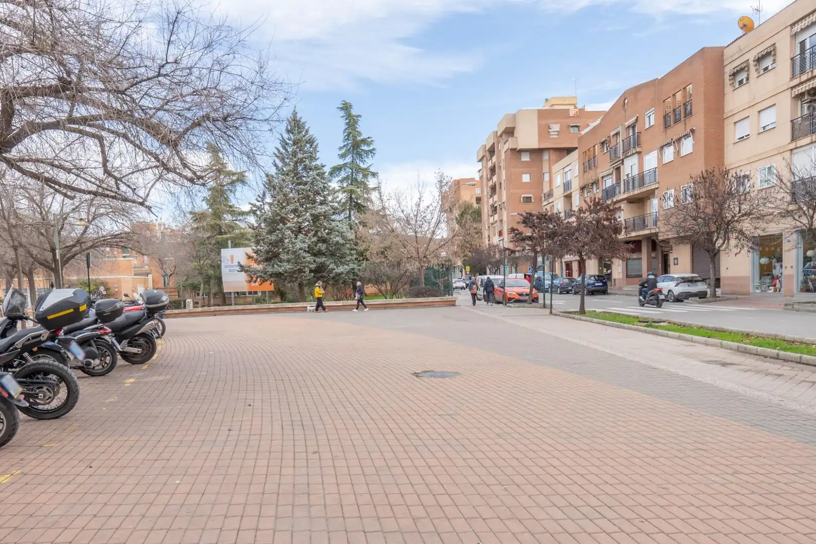Exterior view of Commercial properties for sale in Granada