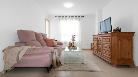 Foto 2 de Ático de alquiler en Pueblo - Urbanizaciones, Alicante