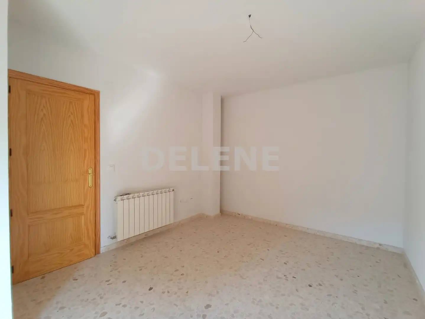 Casa adosada en venta en Hellín