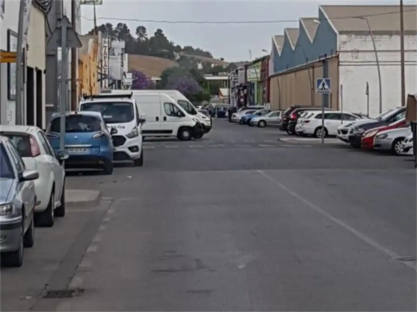 Parking de Nave industrial en venta en Tomares