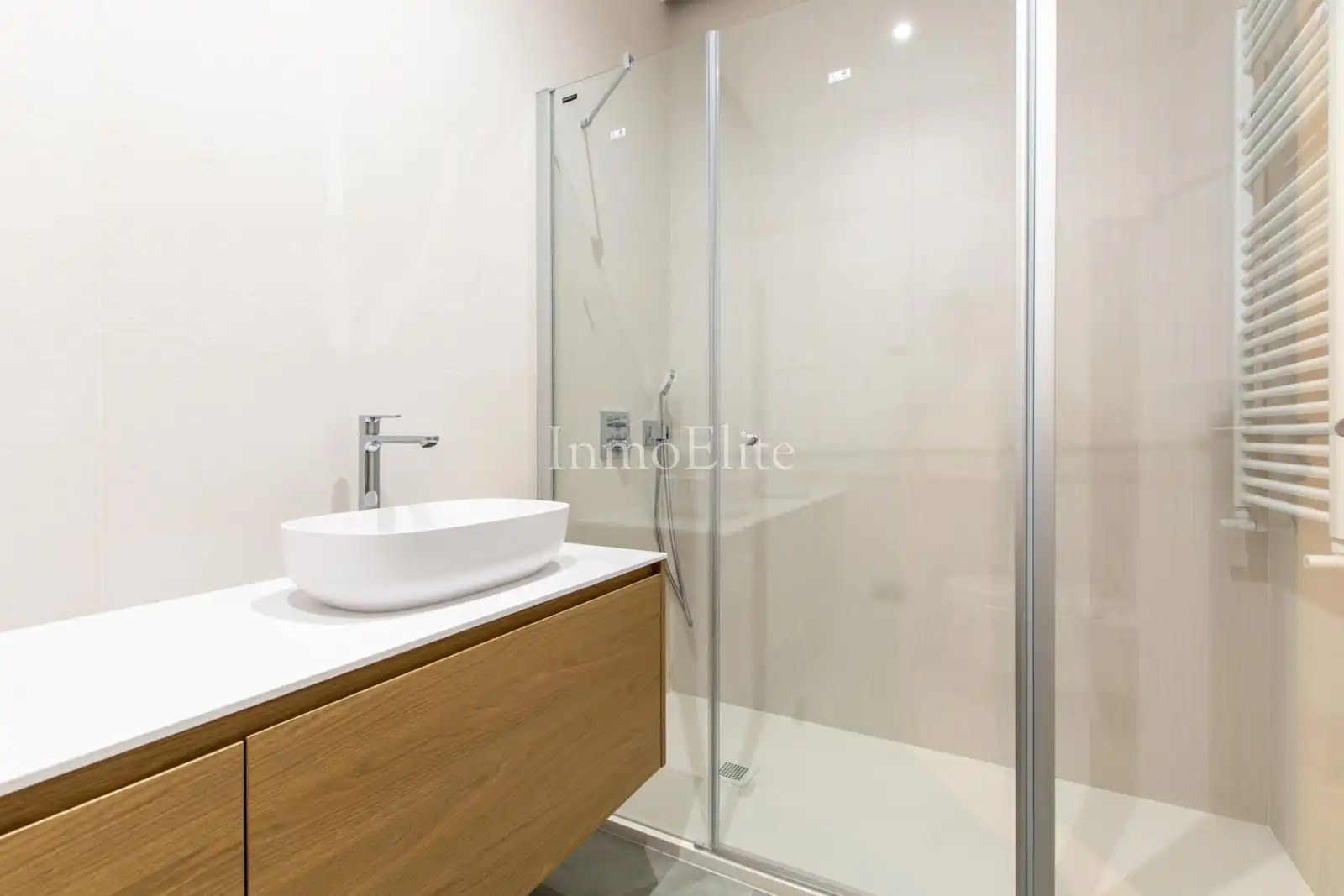 Casa bifamiliare con piscina in vendita a Avenida Europa, imagen 26