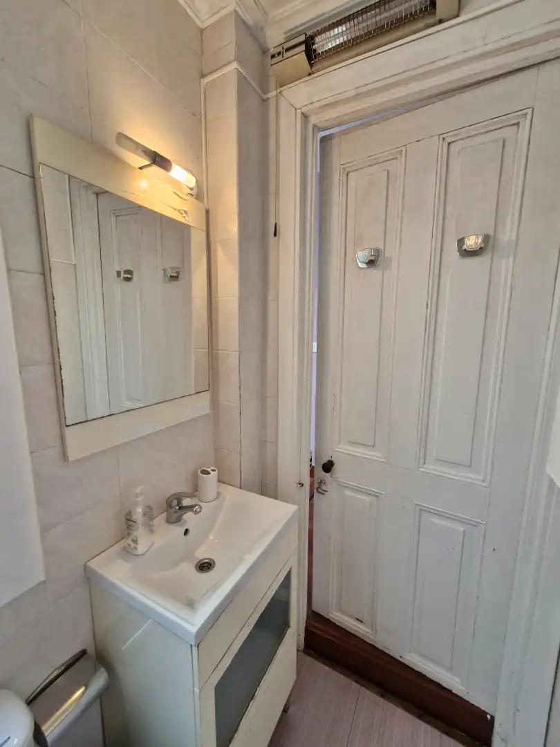 Baño de Piso de alquiler en Bilbao  con Calefacción, Parquet y Trastero